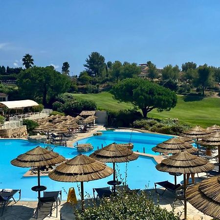 Hameau des amandiers-vue mer&golf Saint-Cyr-sur-Mer Exterior foto