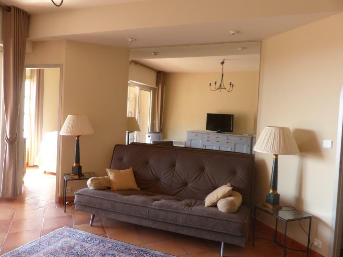 Hameau des amandiers-vue mer&golf Saint-Cyr-sur-Mer Exterior foto
